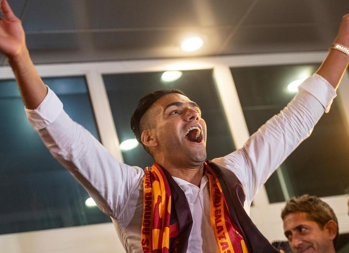 Куда они пропали? Матье Вальбуэна