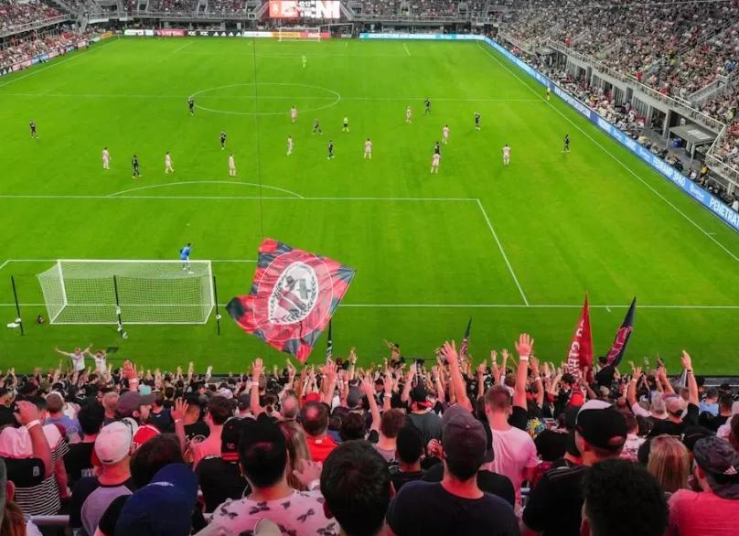 Что нам ждать от футбольной весны в Лиге чемпионов.