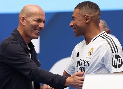 Пресс конференция Зинедина Зидана после игры с «Валенсией».