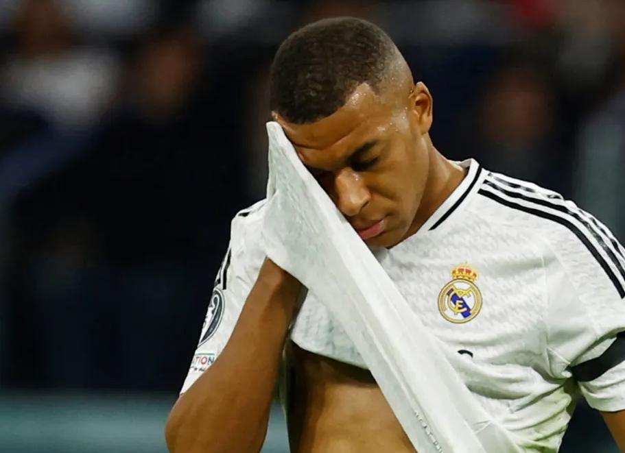 Топ-6 футболистов одного сезона